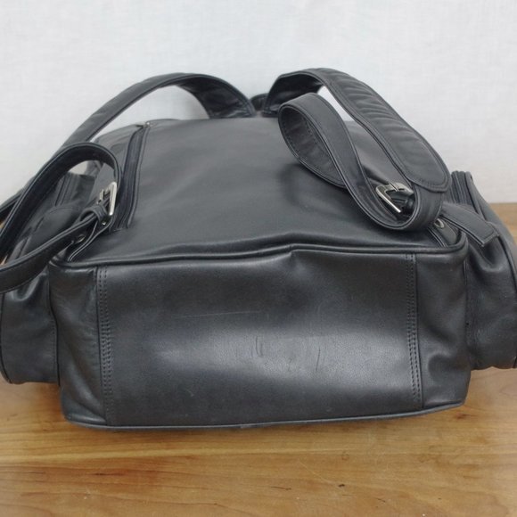 Brookstone Unisex Black Leather Backpack main image 9
